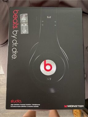 Beats by Dr. Dre Studio Headphones - First gen